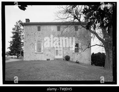 - Sadsbury amici Meeting House, Simmontown Road, .25 miglio a est del percorso 41 intersezione, Christiana, Lancaster County, PA; Lavoie, Catherine C, project manager; prezzo, Virginia Barrett, trasmettitore; Boucher, Jack e del fotografo; prezzo, Virginia Barrett, storico; bianco, John P, delineatore; Willard, Kelly, delineatore; Iemilescu, Irina Madlina, delineatore; McGrath, James, delineatore; Schweitzer, Elaine, delineatore; Arzola, Robert R, responsabile di progetto Foto Stock