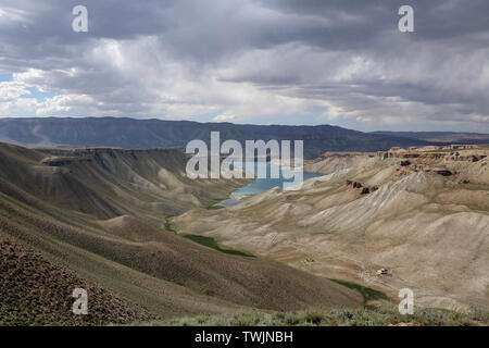 Bamyan. 19 giugno 2019. Foto scattata a giugno 19, 2019 mostra la band-e-Amir lago nella provincia di Mazar-i-Sharif, Afghanistan centrale. Credito: Noor Azizi/Xinhua/Alamy Live News Foto Stock