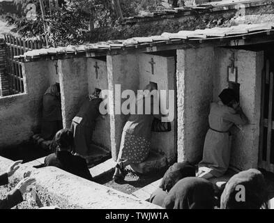 Il santuario della Madonna del Divino Amore, Roma, Italia, 1959 Foto Stock