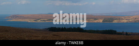 Vista della penisola Scoraig e poco Loch Ginestra, Wester Ross Foto Stock