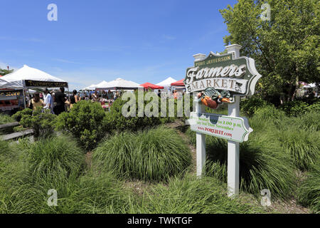 Gli agricoltori del Villaggio Mercato di Port Jefferson Long Island New York Foto Stock