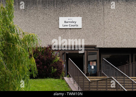 Barnsley Tribunali edificio - Corte House - contenente Barnsley County Court e Barnsley Pretura, Barnsley, England, Regno Unito Foto Stock