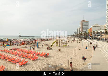 La spiaggia di Tel Aviv-Yafo, Israele. Foto Stock