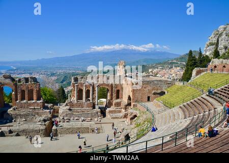 Il Teatro greco romano di Taormina Sicilia Foto Stock