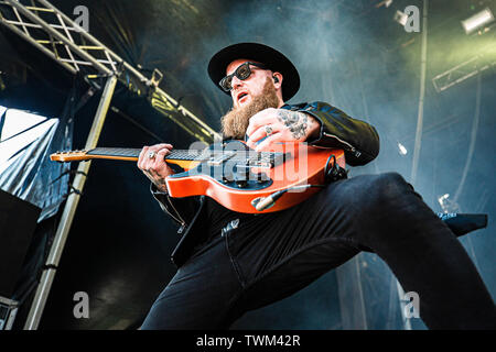 Copenhagen, Danimarca. Xx Giugno, 2019. Copenaghen, Danimarca - Giugno 20th, 2019. Il Welsh metal band Skindred esegue un concerto dal vivo durante il danese heavy metal festival Copenhell 2019 a Copenaghen. Qui la cantante Benji Webbe è visto dal vivo sul palco. (Photo credit: Gonzales foto/Alamy Live News Foto Stock