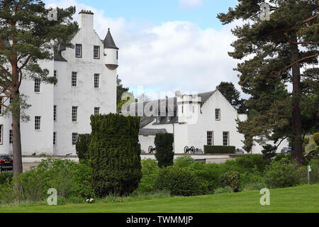 Blair Castle nei pressi del villaggio di Blair Atholl nel Perthshire in Scozia Foto Stock