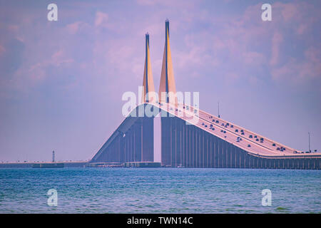 Tampa Bay , in Florida. Maggio 12, 2019 Vista panoramica del Bob Graham Sunshine Skyway Bridge. Foto Stock