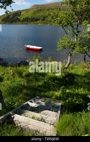Storvatnet lago vicino Bleik, Andoya, Vesteralen, Norvegia Foto Stock