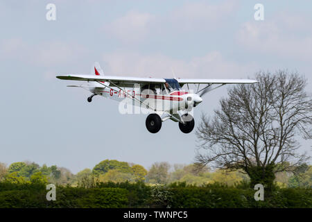 Piper PA-18-150 Super Cub G-AREO Foto Stock