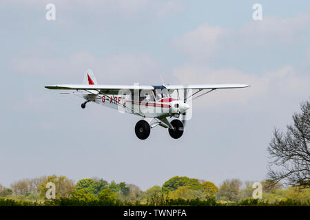 Piper PA-18-150 Super Cub G-AREO Foto Stock