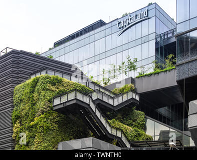 Singapore-11 maggio 2019:Singapore FUNAN prodotto digitale shopping mall nuova facciata vista Foto Stock