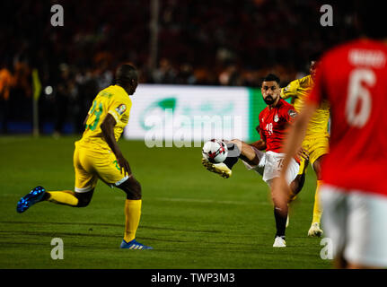 Il Cairo, Egitto. Il 21 giugno, 2019. Abdallah Mahmoud detto Mohamed Bekhit d'Egitto durante la Coppa d'Africa delle Nazioni match tra Egitto e Zimbabwe a Il Cairo International Stadium di Cairo, Egitto. Ulrik Pedersen/CSM/Alamy Live News Foto Stock