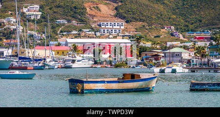 PHILIPSBURG, Sint Maarten - Febbraio 6, 2019: San Maarten dell'economia è basata sul turismo da turisti che soggiornano sull'isola o dai molti crociera li Foto Stock