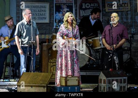 Giugno 21, 2019 - Toronto, Ontario, Canada - americano-bluegrass country singer, Alison Maria Krauss, eseguite un sold out show in Toronto. Nella foto: Alison Krauss (credito Immagine: © Angelo Marchini/ZUMA filo) Foto Stock