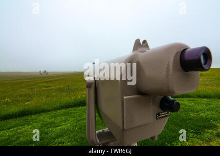 Punto di vista che si affaccia Midewin National Tallgrass Prairie come la nebbia inizia a sollevare. Wilmington, Illinois, Stati Uniti d'America Foto Stock