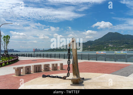 Tamsui è un mare nel quartiere nuovo di Taipei, Taiwan. La città è famosa come un sito per la visualizzazione al tramonto del sole in Foto Stock