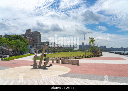 Tamsui è un mare nel quartiere nuovo di Taipei, Taiwan. La città è famosa come un sito per la visualizzazione al tramonto del sole in Foto Stock