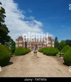 Burton Agnese Hall e la vincitrice del premio giardini nel cuore di East Yorkshire Wolds, Inghilterra, Regno Unito GB. Foto Stock