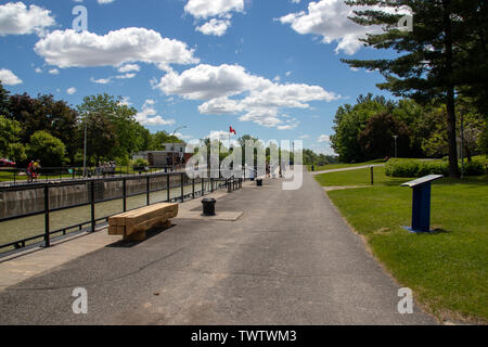 St-Ours Canada - 22 Giugno 2019 : Saint-Ours Canal National Historic Site park di giorno in estate Foto Stock