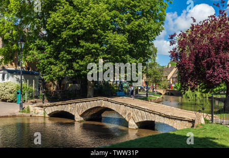 Bourton sull'acqua. Foto Stock