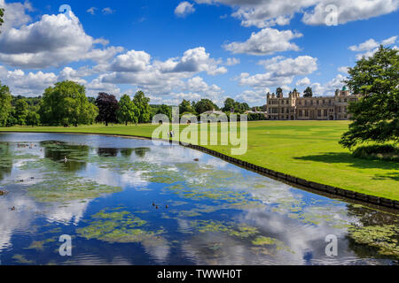 Audley End House e giardini vicino a Saffron Walden, Essex, Inghilterra, Regno Unito, GB Foto Stock