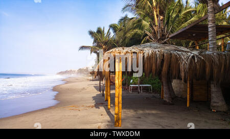 Spiagge di mancora una mattinata estiva, situata nel nord-ovest del Perù. Foto Stock