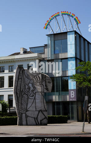 Scultura - Sylvette, Pablo Picasso e Carl Nesjar fuori Boijnmans van Beuningen Museum Rotterdam, Paesi Bassi Foto Stock