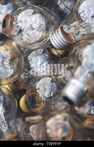 Close up di un mucchio di lampadine Foto Stock