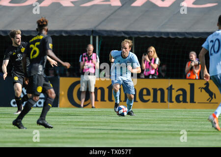 Columbus, Ohio, Stati Uniti d'America. Domenica, 23 Giugno 2019: Sporting Kansas City in avanti Gianluca Busio (13) nella prima metà del match tra Sporting Kansas City e Columbus Crew SC a MAPFRE Stadium, in Columbus OH. Obbligatorio Photo credit: Dorn Byg/Cal Sport Media. Sporting Kansas City 0 - Columbus Crew SC 0 Credito: Cal Sport Media/Alamy Live News Foto Stock