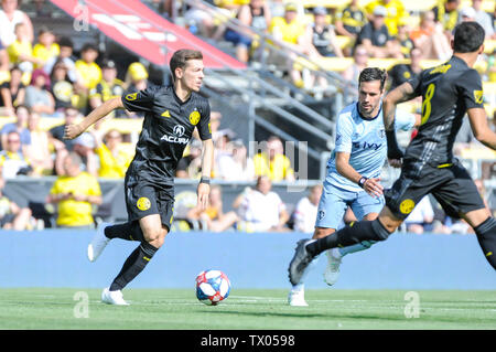 Columbus, Ohio, Stati Uniti d'America. Domenica, 23 Giugno 2019: Columbus Crew SC inoltra Pedro Santos (7) nella prima metà del match tra Sporting Kansas City e Columbus Crew SC a MAPFRE Stadium, in Columbus OH. Obbligatorio Photo credit: Dorn Byg/Cal Sport Media. Sporting Kansas City 0 - Columbus Crew SC 0 Credito: Cal Sport Media/Alamy Live News Foto Stock