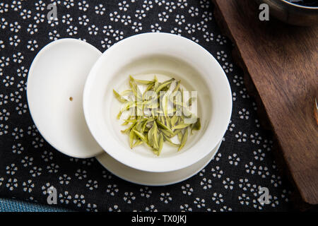 Angie tè bianco, gara di outrageous bud testa Foto Stock