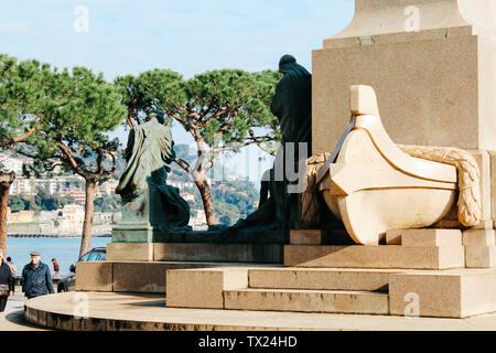 Rapallo, Italia - 03 27 2013: punti di riferimento, vista delle strade di Rapallo Foto Stock