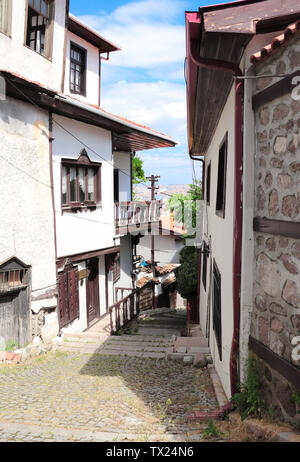 Case medievali nella città vecchia (Kaleici) ad Ankara, Turchia Foto Stock