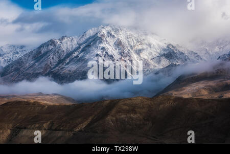 Scenario del Lago di Baisha in Tashkurgan, Xinjiang Foto Stock