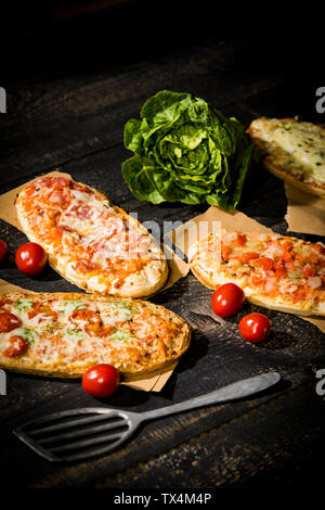 Pizza rustica di pane Foto Stock