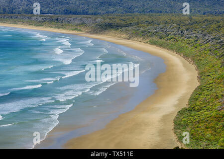 Nuova Zelanda, Isola del Sud, Otago, Catlins, Tautuku spiaggia della Baia di Tautuku e Penisola Tautuku Foto Stock