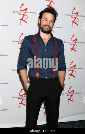 Burbank, CA. Il 23 giugno, 2019. David Lago presso gli arrivi per il giovane e l'agitato Fan Club Pranzo, Burbank Convention Center, Burbank, CA 23 Giugno 2019. Credito: Priscilla concedere/Everett raccolta/Alamy Live News Foto Stock