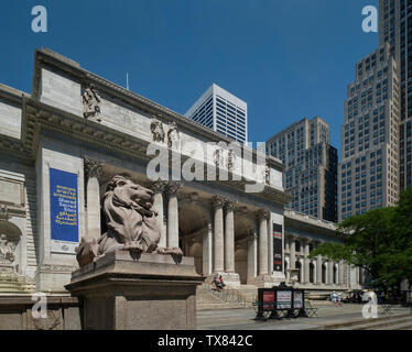 La Biblioteca Pubblica di New York, Manhattan, New York, Stati Uniti d'America Foto Stock