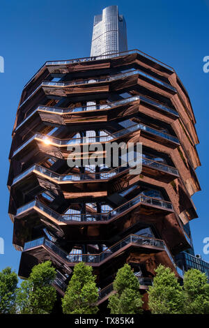 Il vaso in cantieri di Hudson, Manhattan, New York, New York, Stati Uniti d'America progettato dal designer britannico Thomas Heatherwick Foto Stock