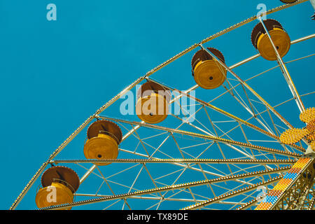 Retrò foto dai toni di una ruota panoramica Ferris Foto Stock