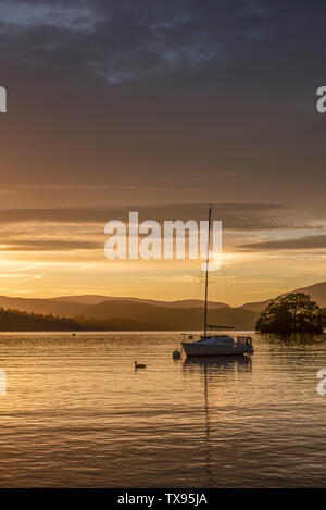 Tramonto in Windermere Foto Stock