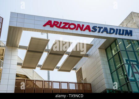 TUCSON, AZ/STATI UNITI D'America - 11 Aprile 2019: Arizona Stadium nel campus della University of Arizona. Foto Stock