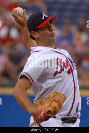 Atlanta Braves a partire lanciatore Horacio Ramirez getta contro la visita a New York Mets nel primo inning Luglio 28, 2006, in Atlanta Turner Field. (UPI foto/John Dickerson) Foto Stock