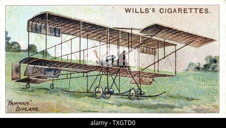 Henri Farman (1874-1958), francese aviatore e costruttore di aeroplani, biplano Farman c. 1909. 1910 Chromolithograph, dal set di schede su aviazione Foto Stock