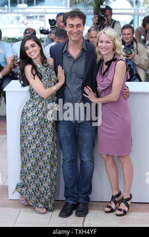 Liraz Charhi (L), Doug Liman (C) e Naomi Watts arriva a un photocall per il film "Fair Game' alla 63a edizione annuale internazionale di Cannes Film Festival di Cannes, Francia il 20 maggio 2010. UPI/David Silpa Foto Stock