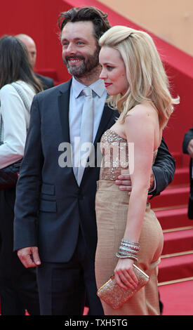 Rachel McAdams e Michael Sheen arrivano sul tappeto rosso prima della proiezione del film "bellezza dormiente' durante la 64a annuale internazionale di Cannes Film Festival di Cannes, Francia il 12 maggio 2011. UPI/David Silpa Foto Stock