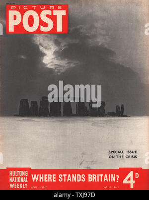 1947 Immagine Post magazine pagina anteriore che mostra Stonehenge Foto Stock