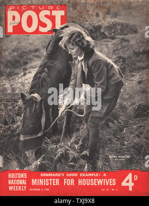 1948 Immagine Post magazine pagina anteriore che mostra una donna con il suo cavallo Foto Stock