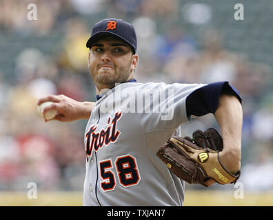 Detroit Tigers a partire lanciatore Armando Galarraga offre durante il primo inning contro il Chicago White Sox in U. S. Cellular Field a Chicago il 8 giugno 2009. (UPI foto/Brian Kersey) Foto Stock