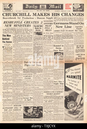 1942 front page Daily Mail Churchill annuncia mobile re-shuffle Foto Stock